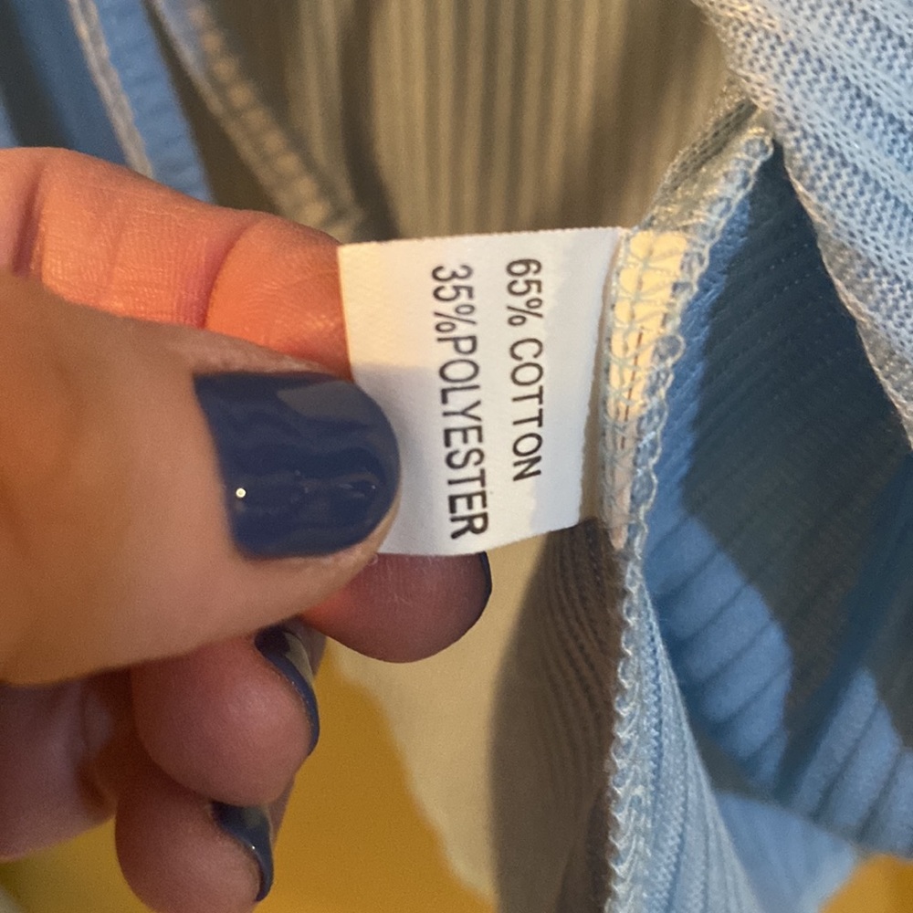 Woman size medium - Picture 4 of 5